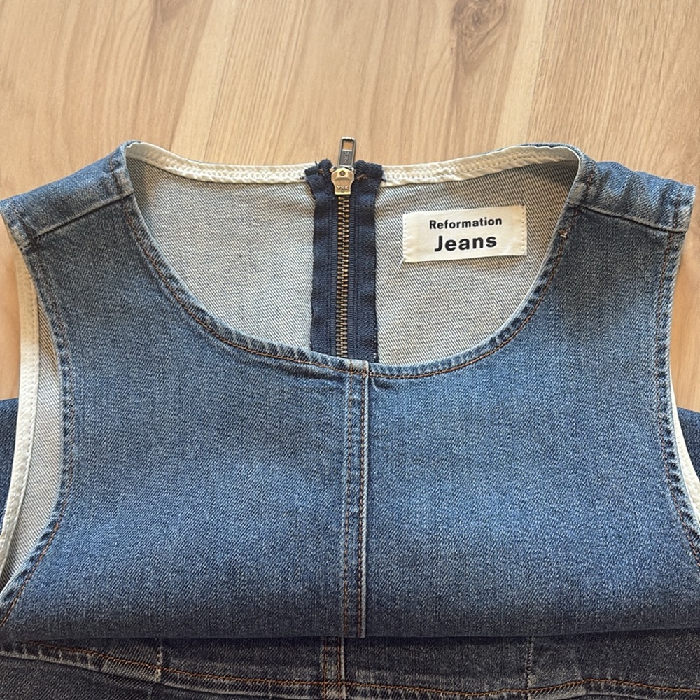 Reformation Zinnia Denim Dress- Size 6 - Picture 3 of 5